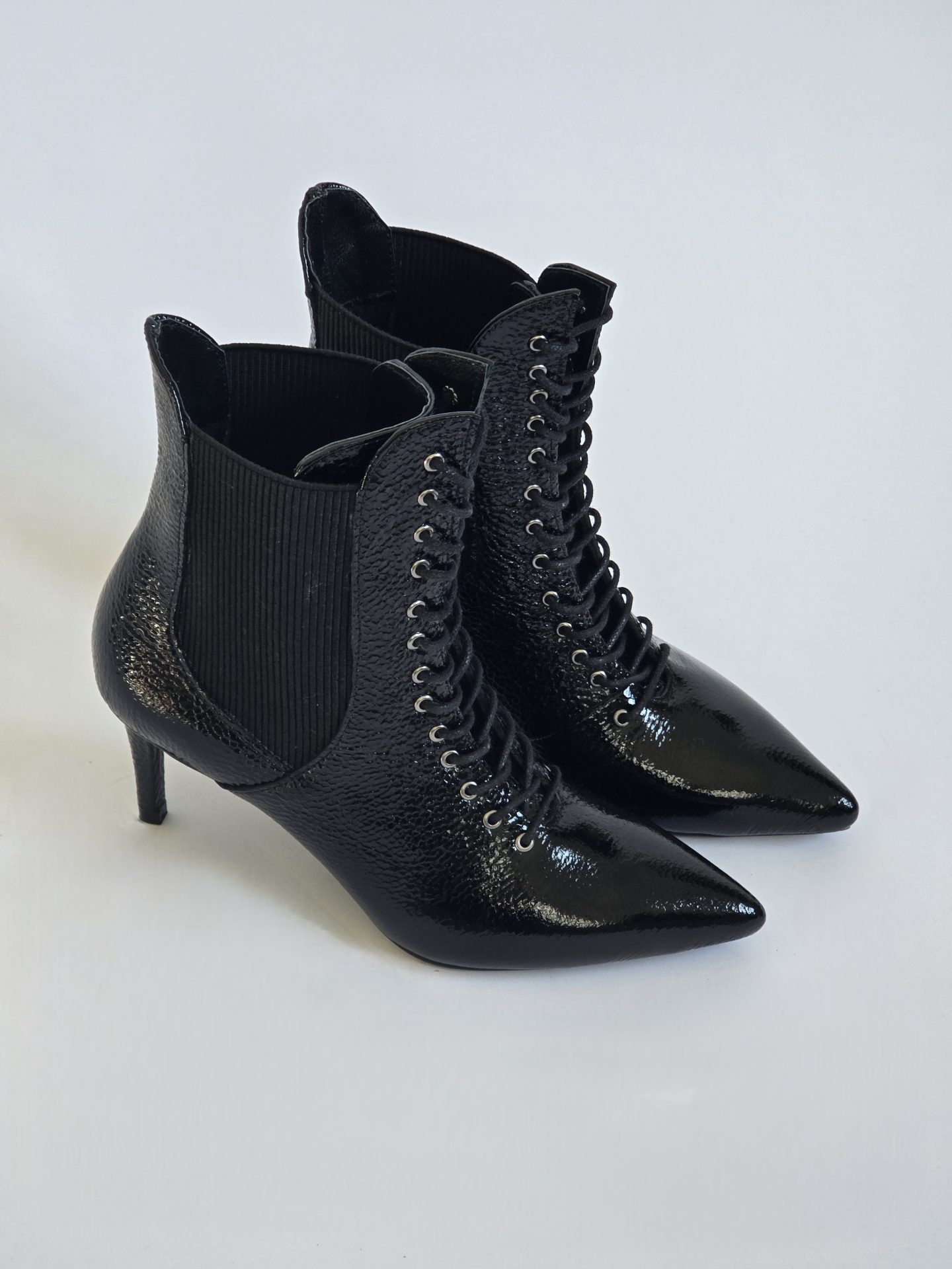 Nikita Black Patent