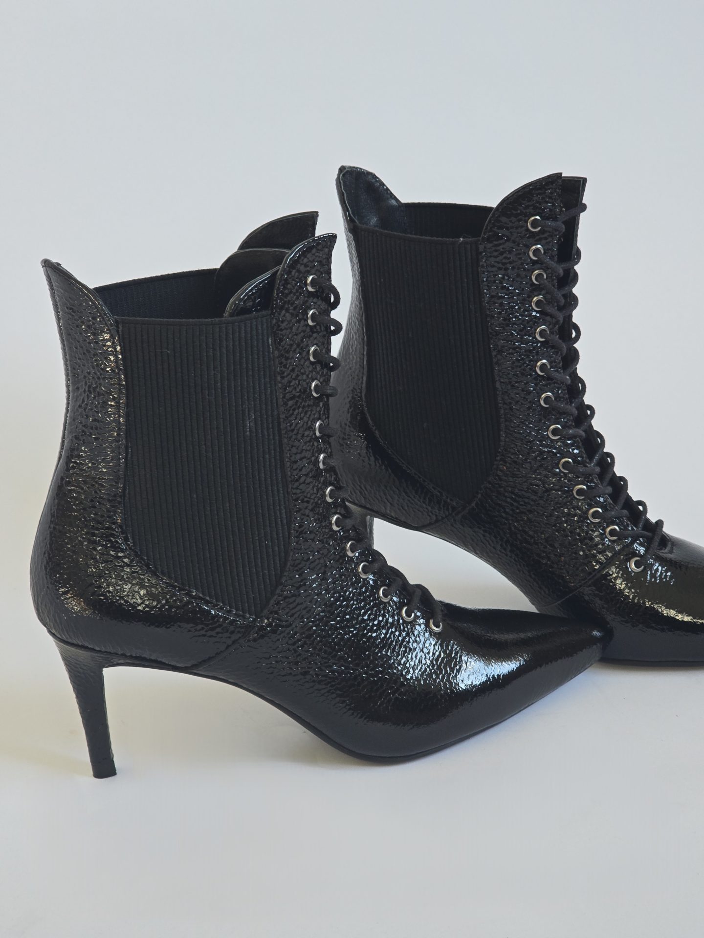 Nikita Black Patent