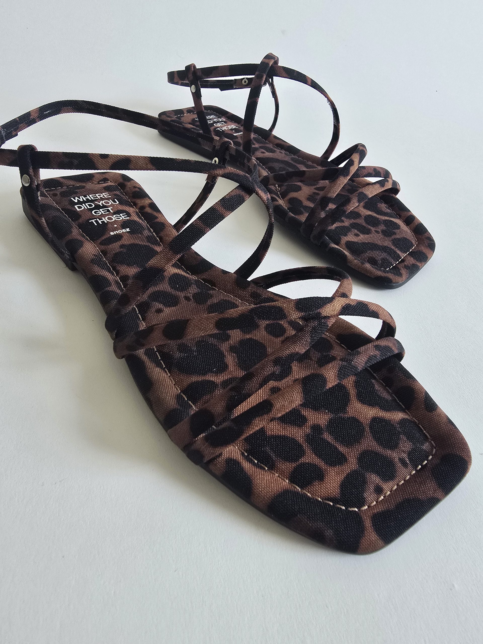 Lola Leopard