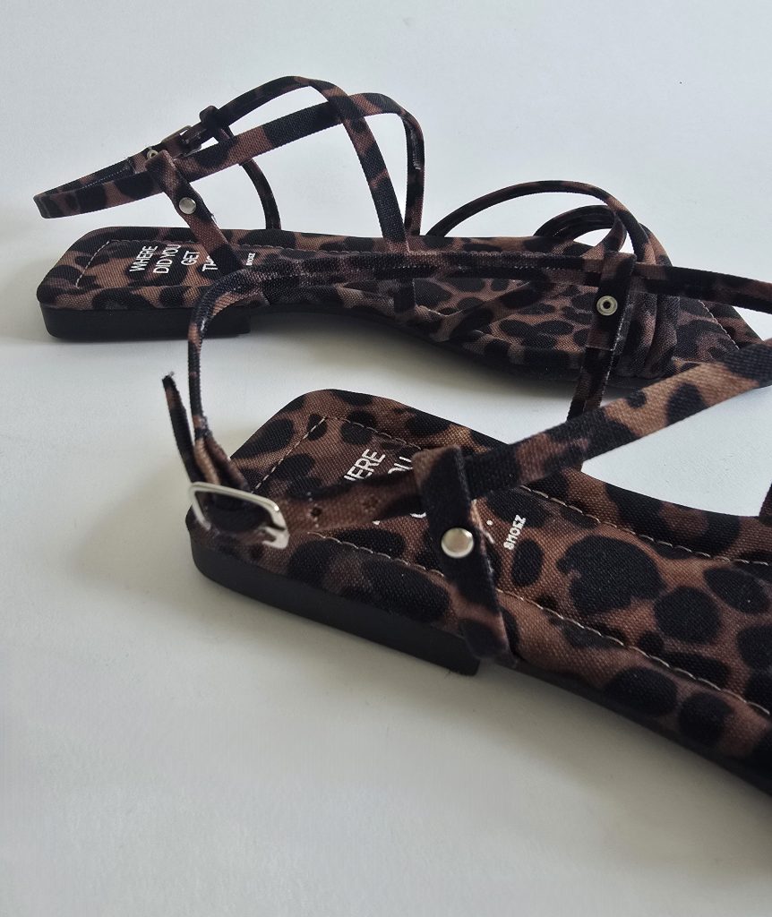 Lola Leopard